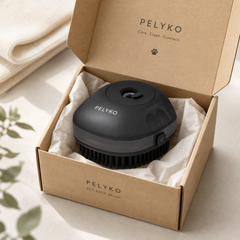 Brosse de bain PELYKO dans sa boîte de livraison